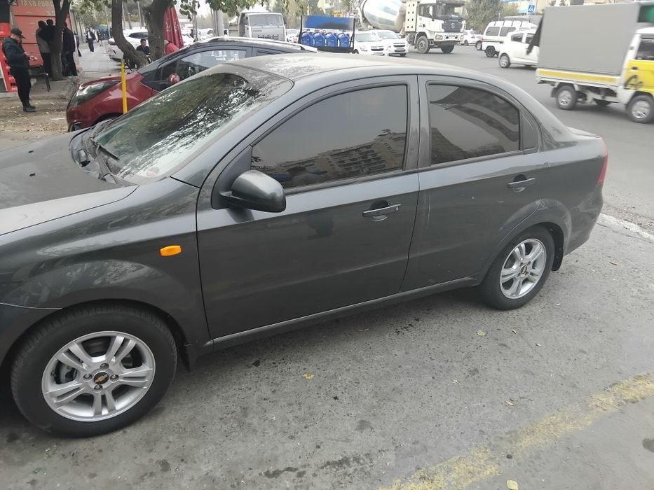 Nexia 3 Chevrolet 2018 yil 190000km avtomat gaz bor