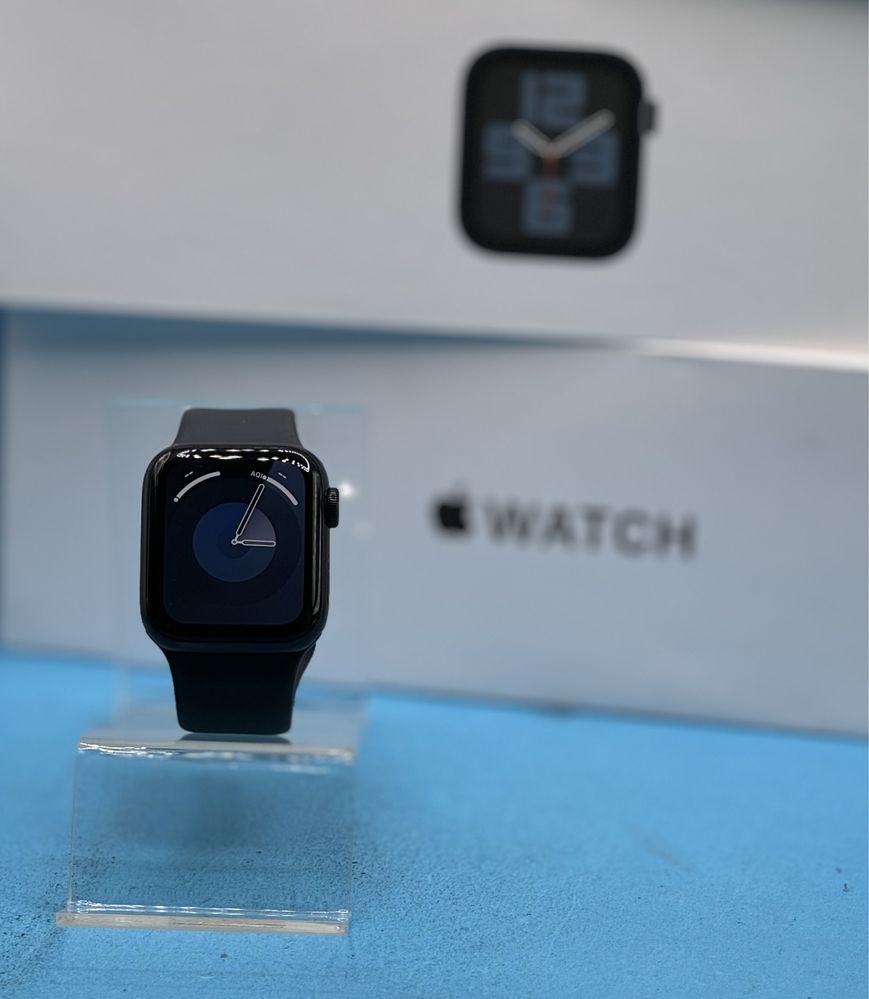 ГАРАНЦИОНЕН!!! Смарт часовник Apple Watch SE 2, v2, 40mm, Midnight