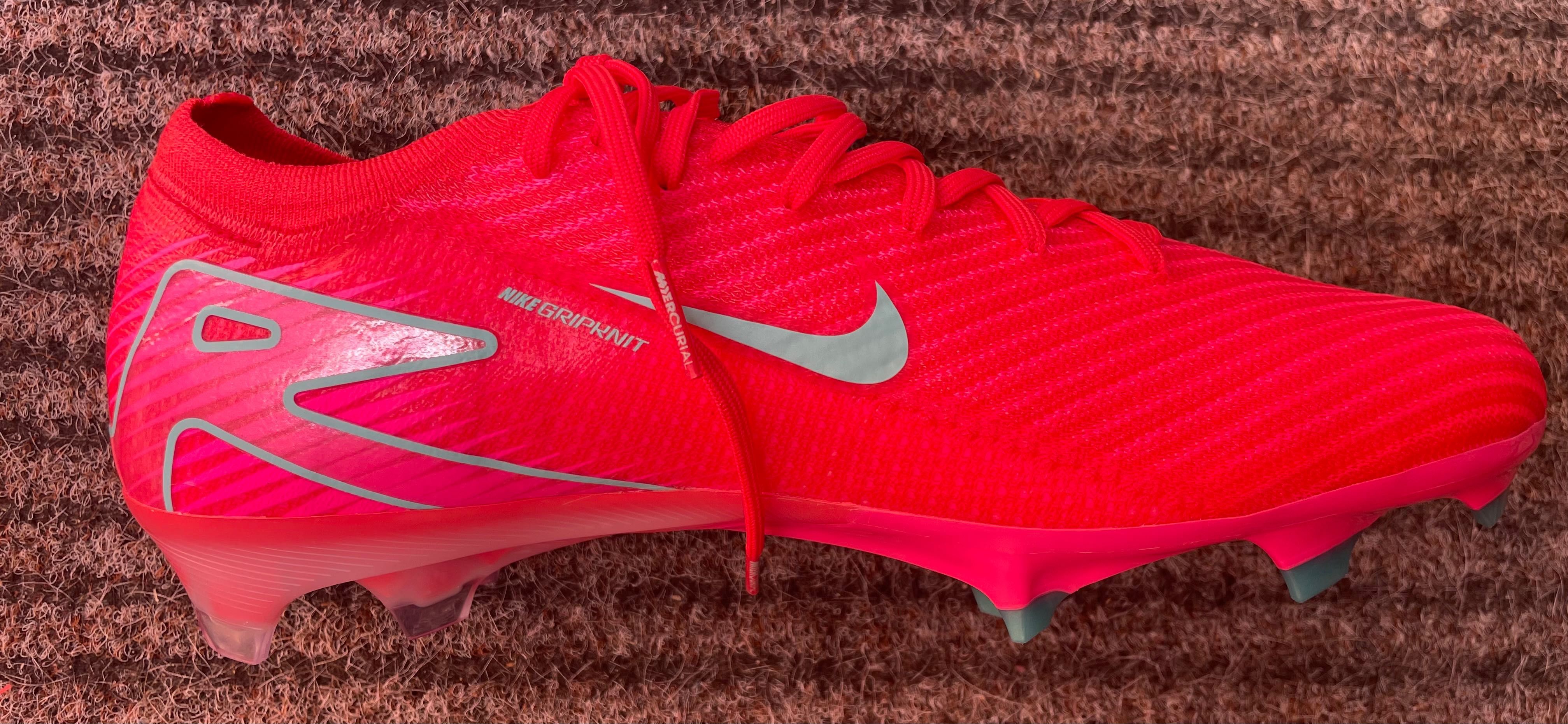 Nike Zoom Mercurial Vapor 16