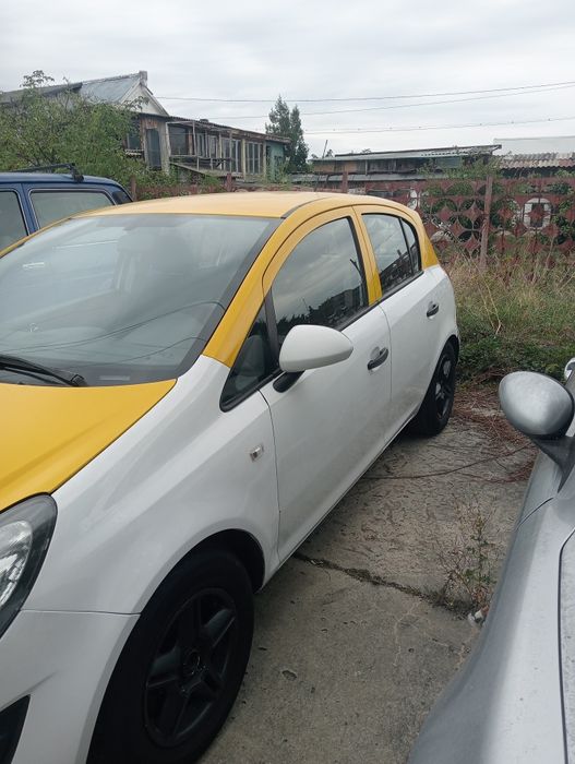 Opel CORSA d benzina și gpl