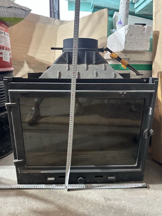 Чугунена Камина на дърва