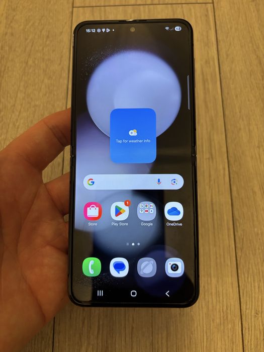 Galaxy Z Flip5 8GB RAM 256GB ROM Model SM-F731B Original ca NOU impeca