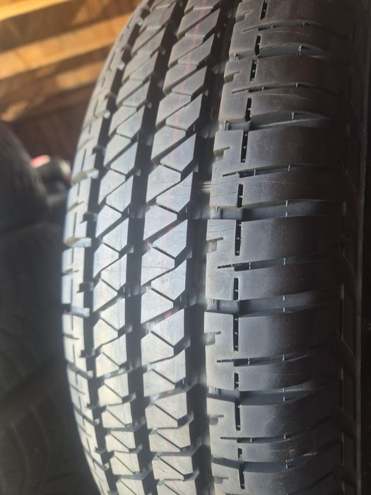 De vanzare anvelope 195 80 15 Bridgestone