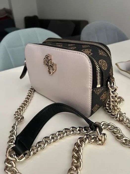 Дамска чанта GUESS Noelle