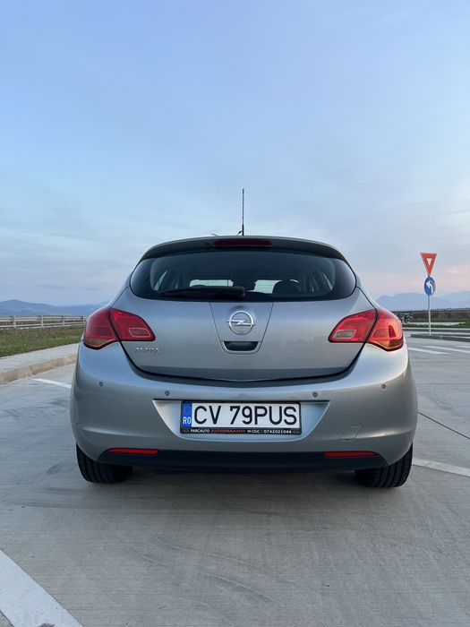 Opel Astra J 2010 *KM REALI