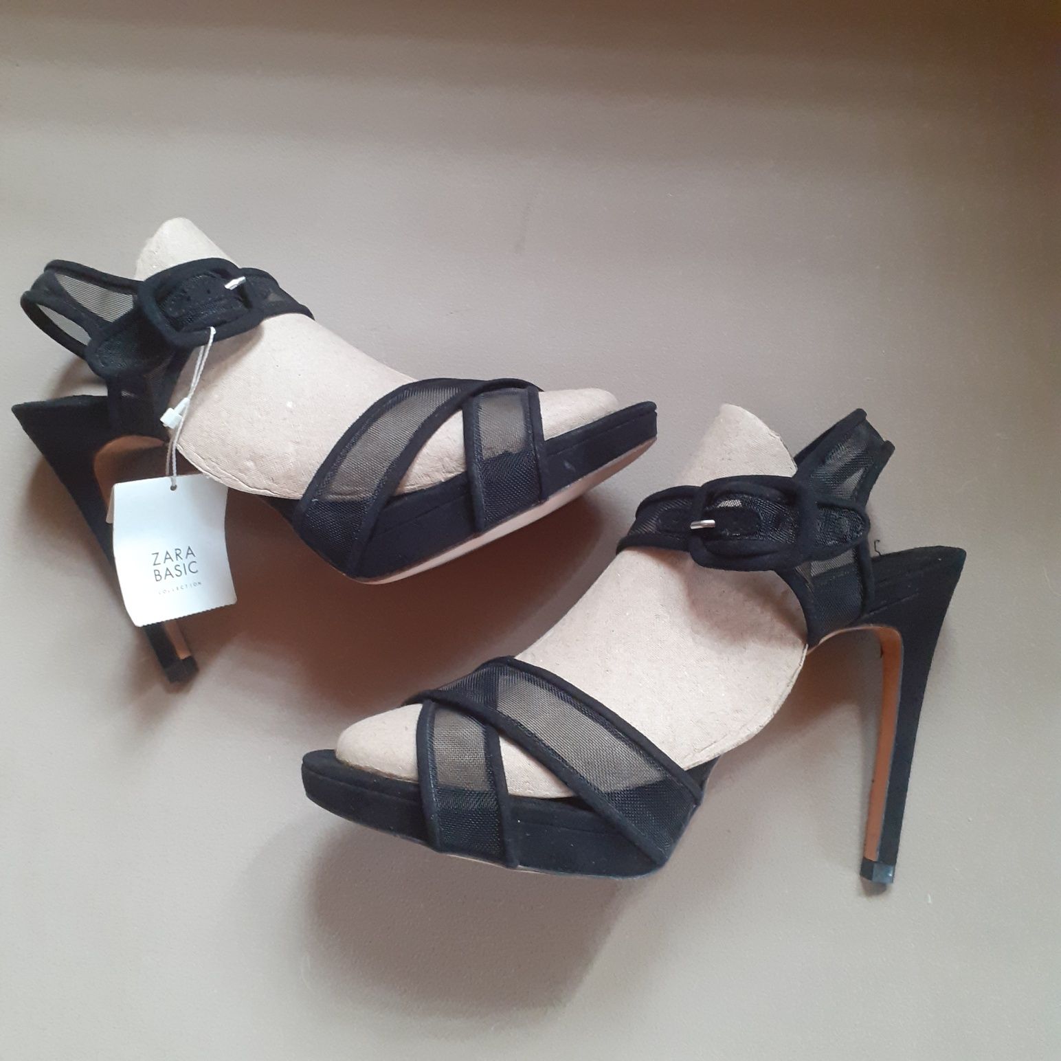 sandale Zara noi