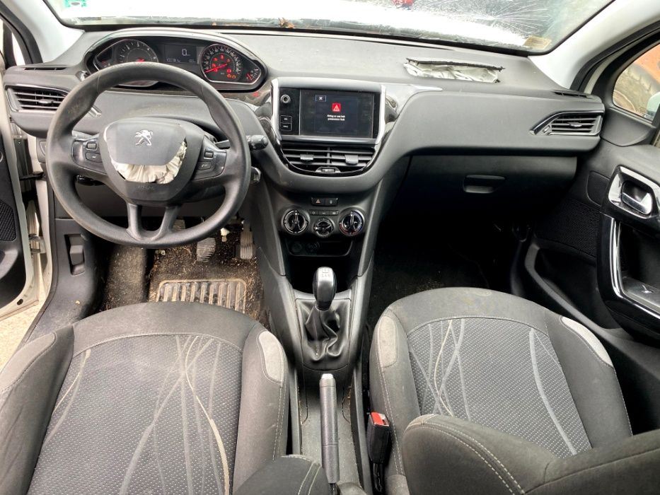 Продавам Peugeot 208 1.4 HDi, 68 hp, 2015 г. на части