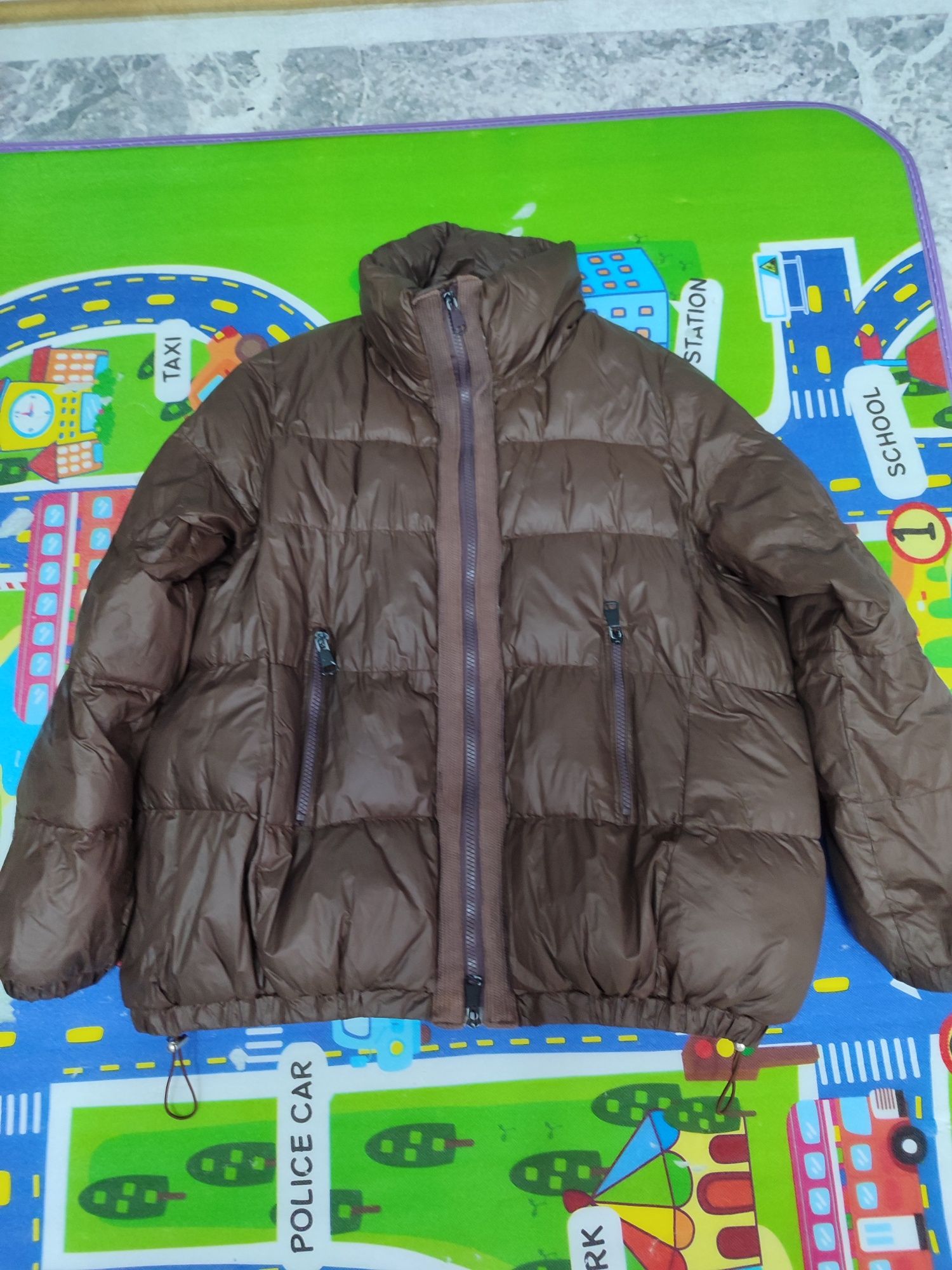 Продам женское пальто,куртку
