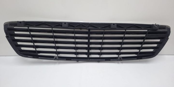 Grila radiator A2118800583 Mercedes-Benz E-Class W211