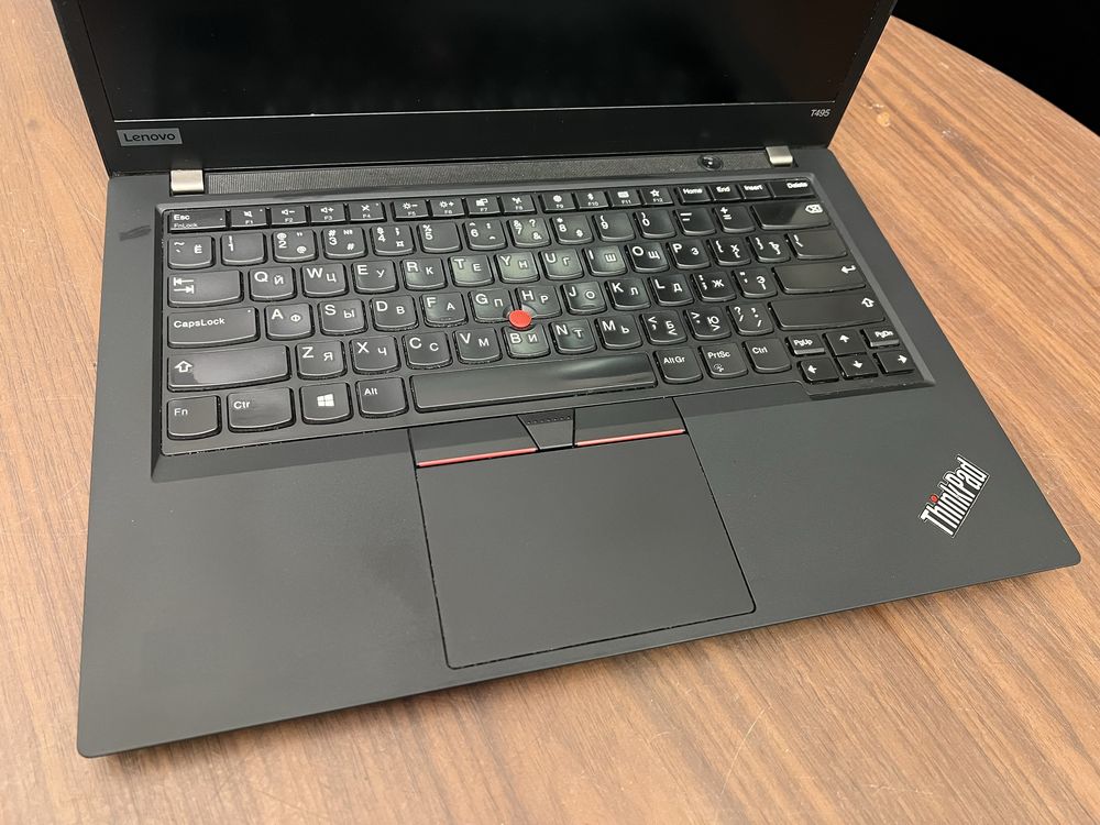 Lenovo ThinkPad T490 (14") i5/16GB DDR4/512GB SSD