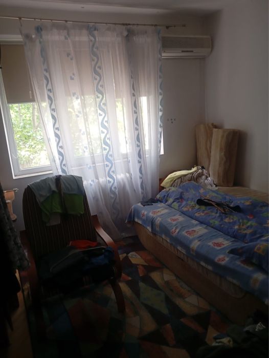 Vand apartament cu 3 camere decomandate Alexandru cel Bun