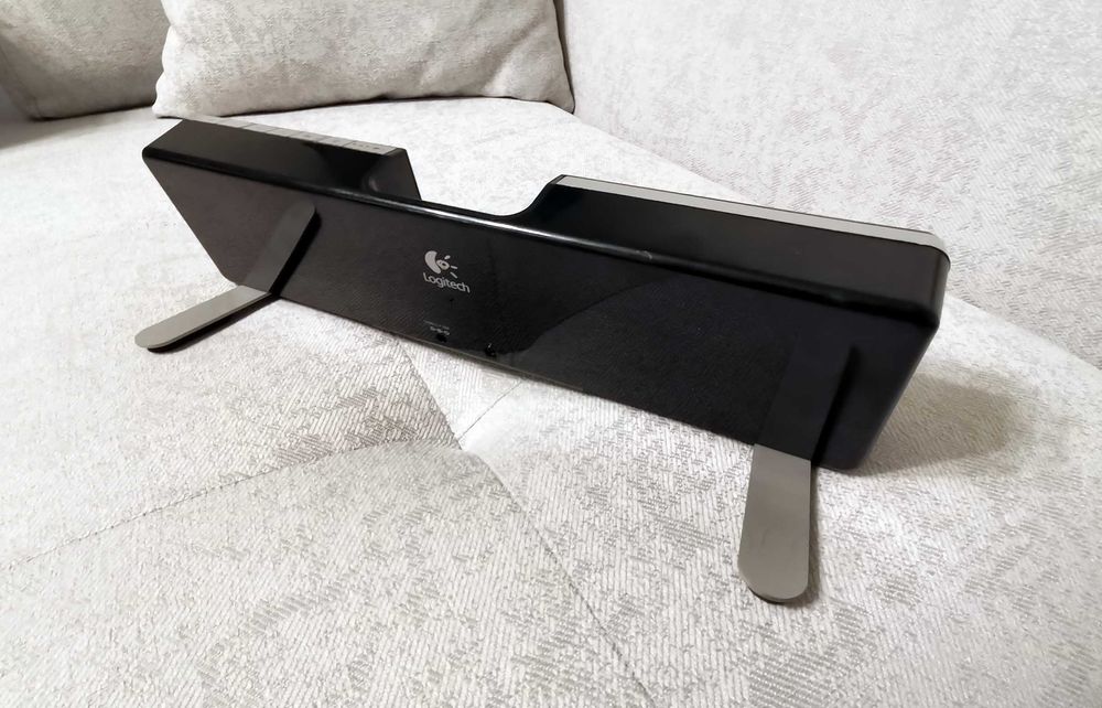 LOGITECH Pure Fi Anywhere 2 cu telecomanda Iphone