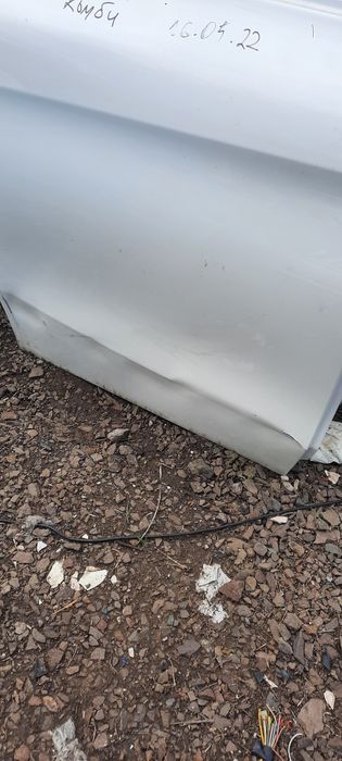 Задна дясна врата за mercedes E  klasa combi