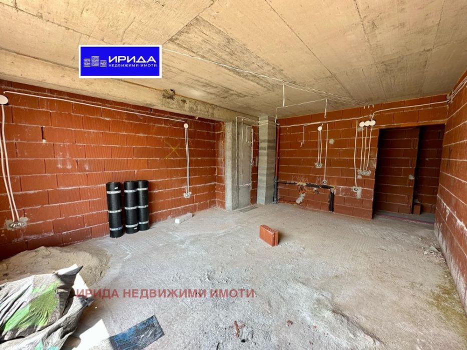 Четиристаен апартамент в Гоце Делчев с АКТ 14!