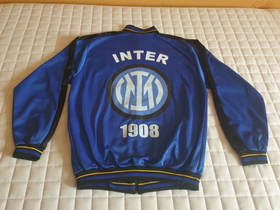 Bluza de barbati  -  100 lei..