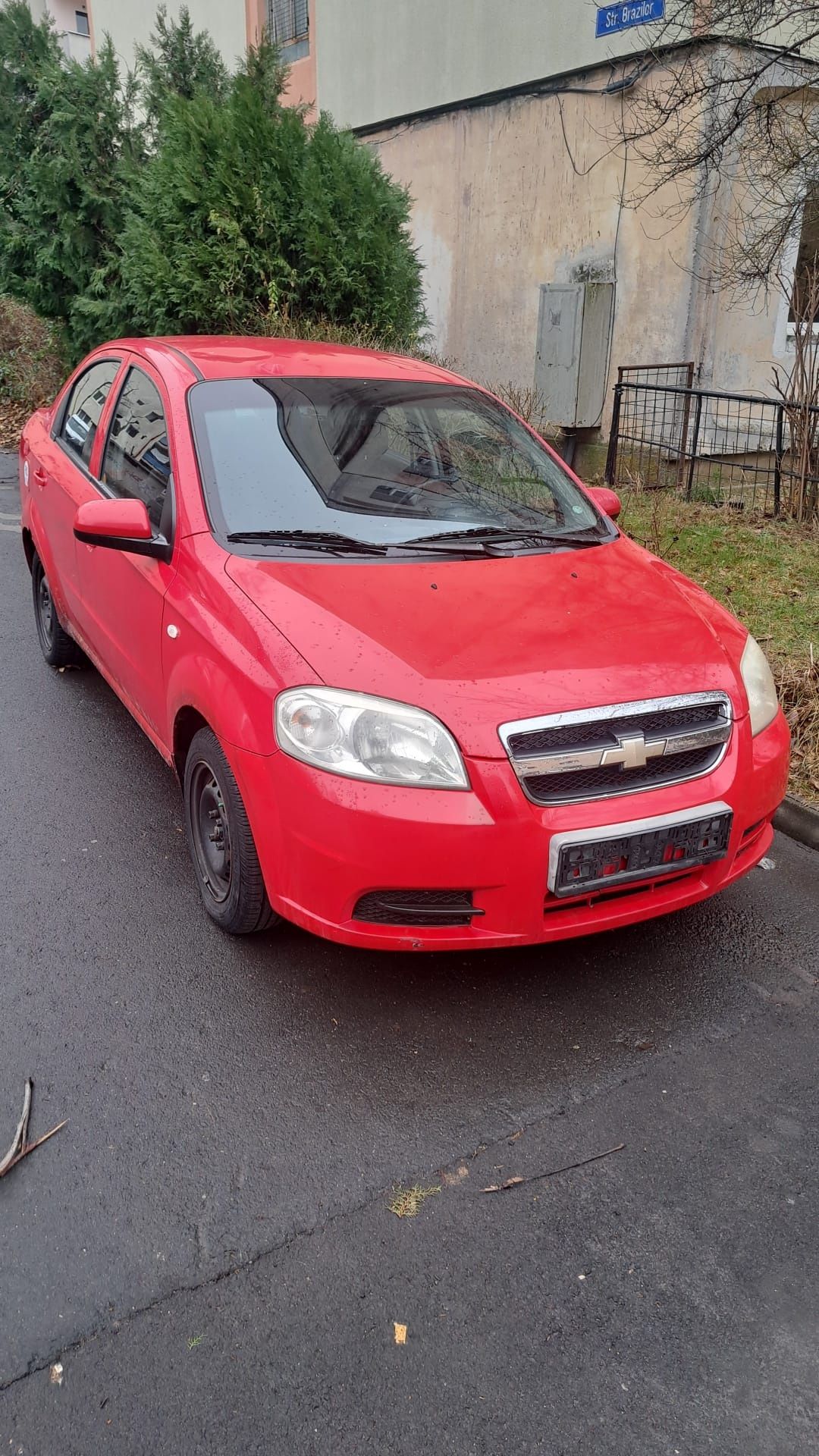 Dezmembrez Chevrolet Aveo 1.2i 1.4i