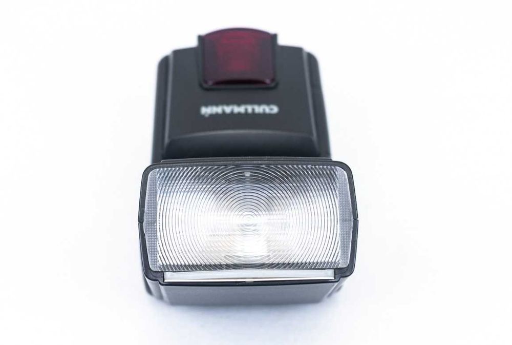 Blitz Cullmann TTL pentru Canon