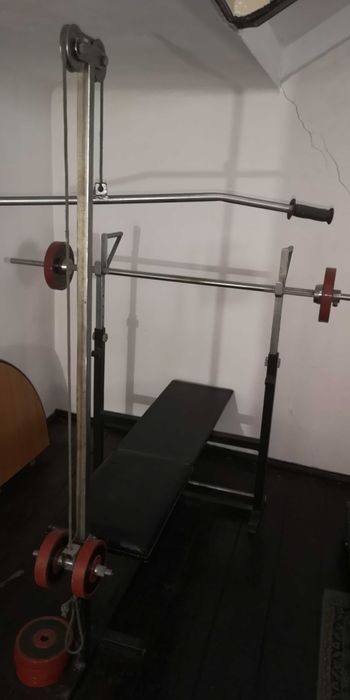Halteră cu bancă, pentru dezvoltare musculară și antrenamente de forță