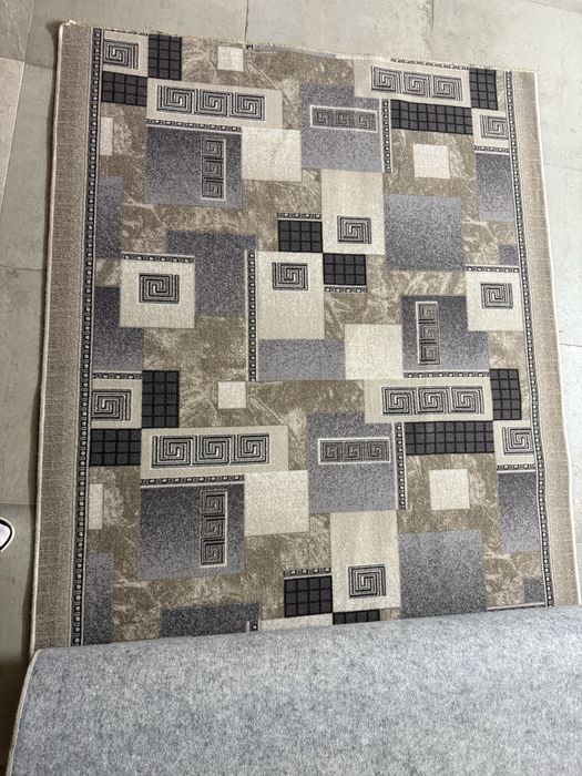 Продам ковер для большего помещения размер 9х9 метров