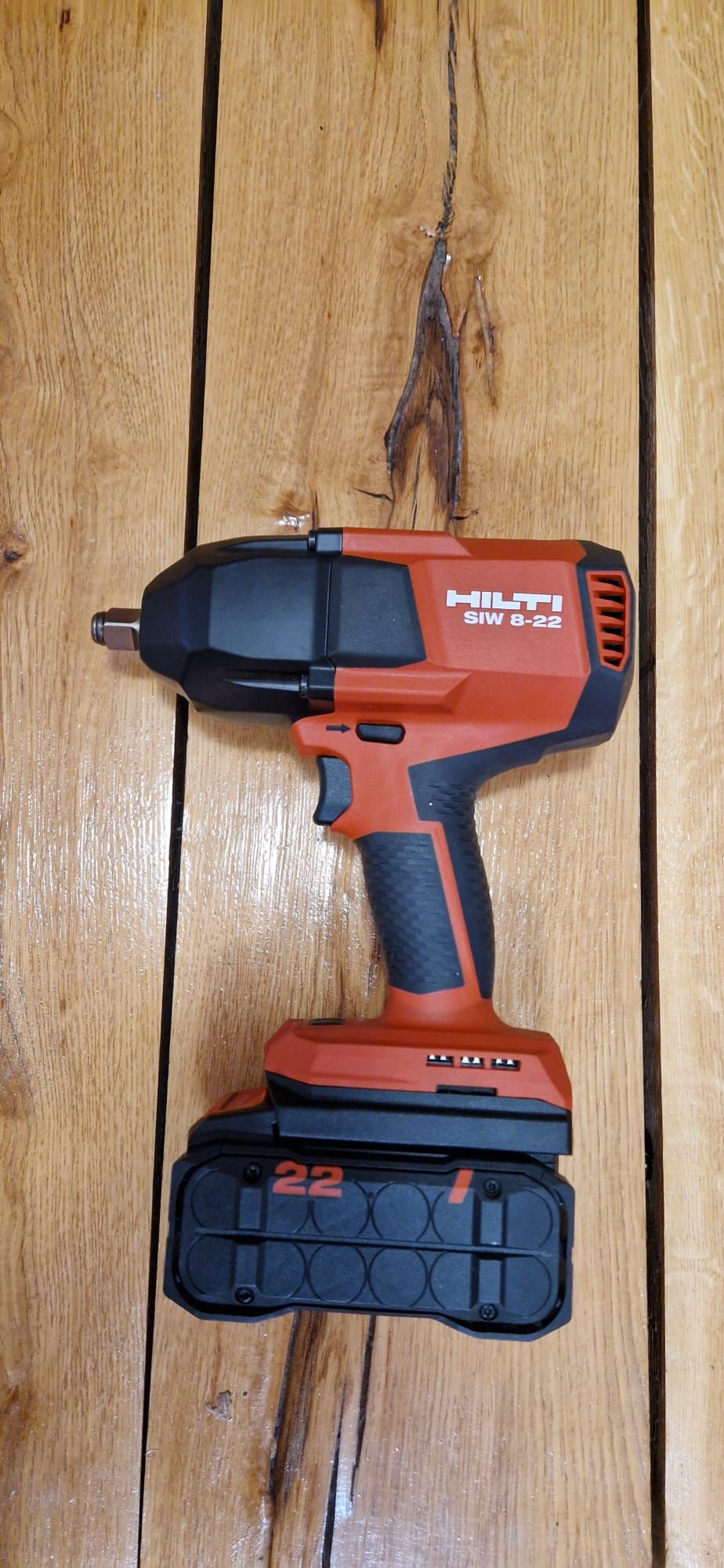 Hilti pistol de impact pe acumulator