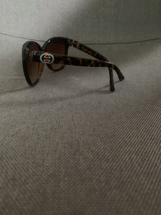 Продавам слънчеви очила Gucci