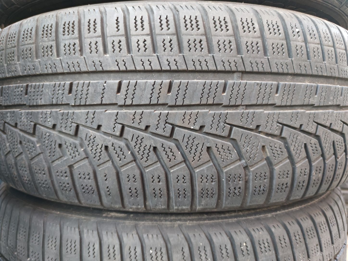 4бр Зимни гуми 225 60 17 - Hankook