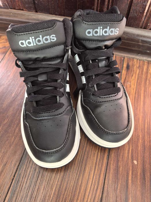 Детски маратонки адидас