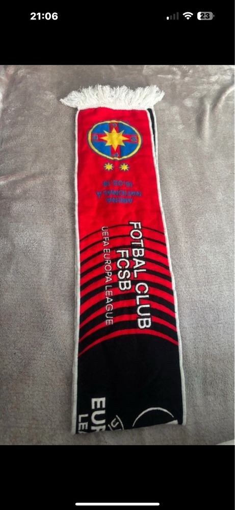Vand esarfa FCSB -lyon si FCSB -Lazio