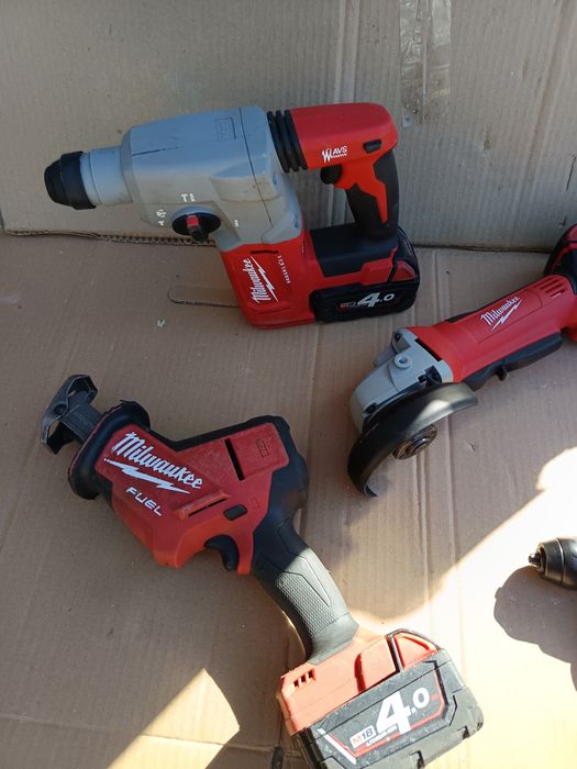 Set Milwauckee M18 rotopercutor flex fierăstrău filetanta