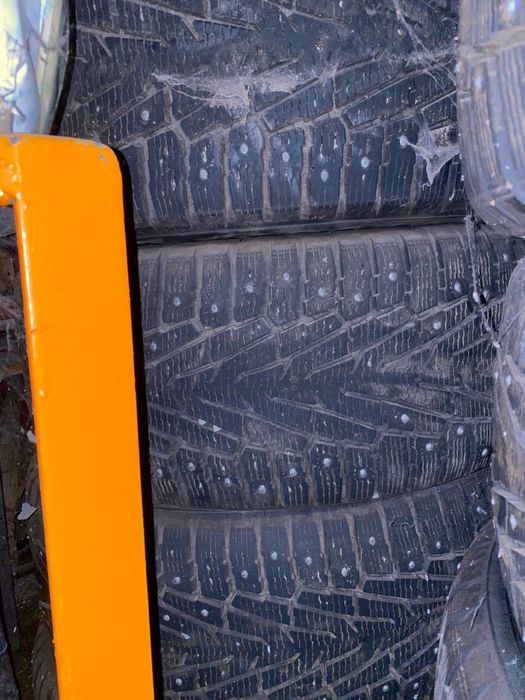 Шины зимние нокиан 275/55/19