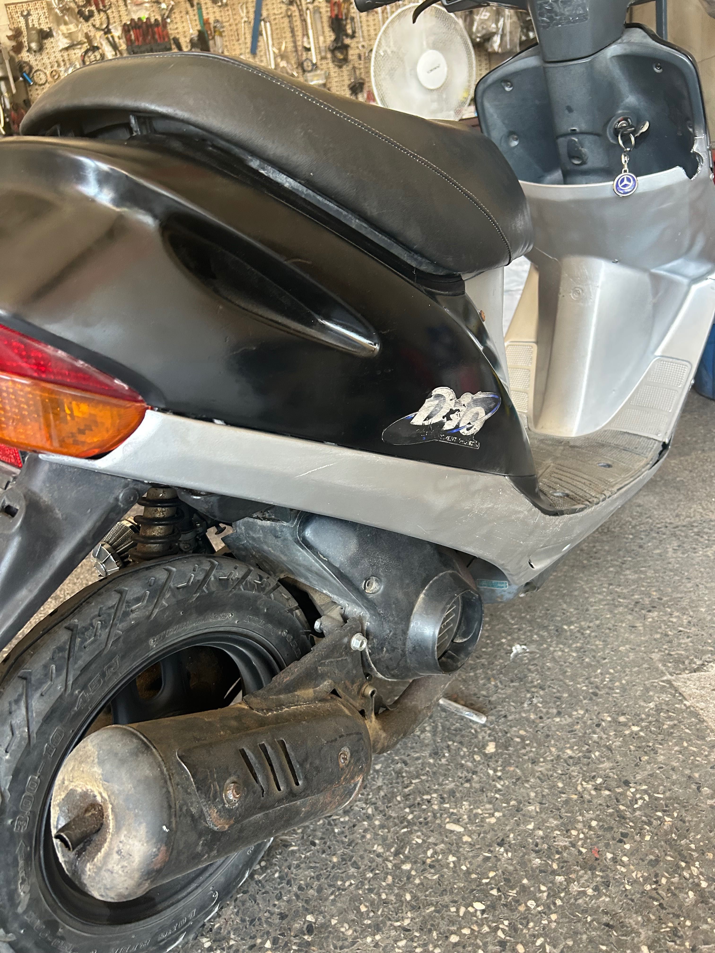 Продавам honda dio af27