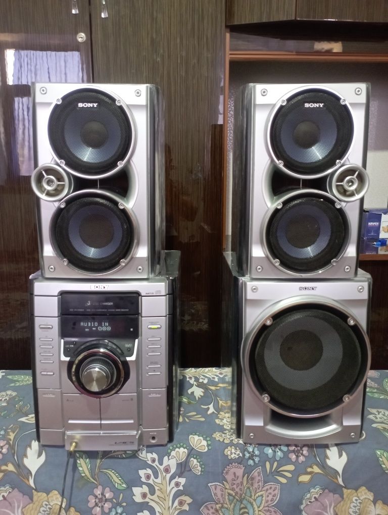 Muzikalni sentir Sony xolati zur