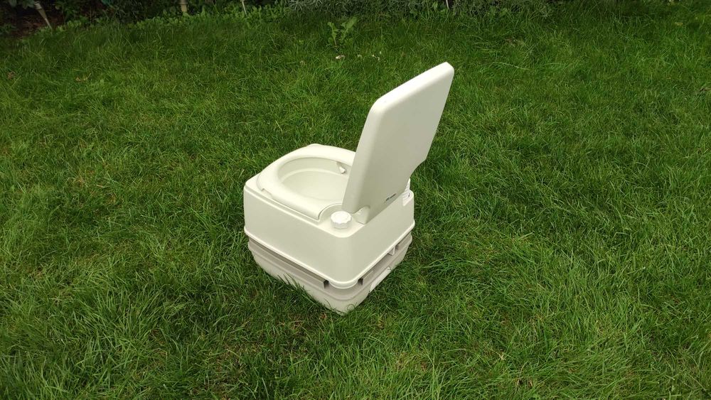 Toaleta ecologica portabila Thetford.