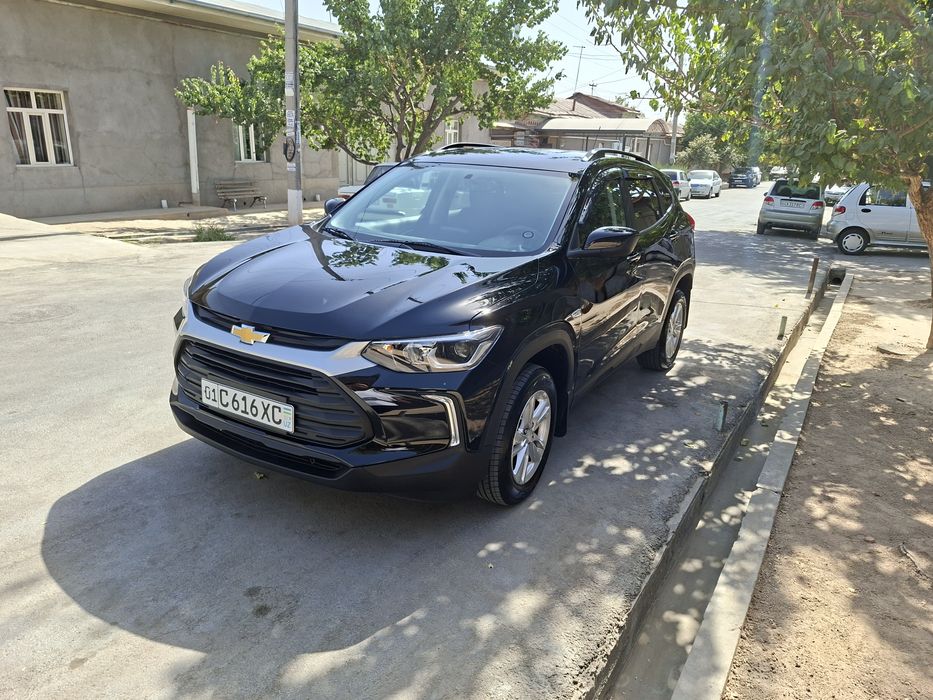 Treker 2 LS 1 chi pazitsiya 2025 yil 7500 km kraskasi yo'q Propani bor