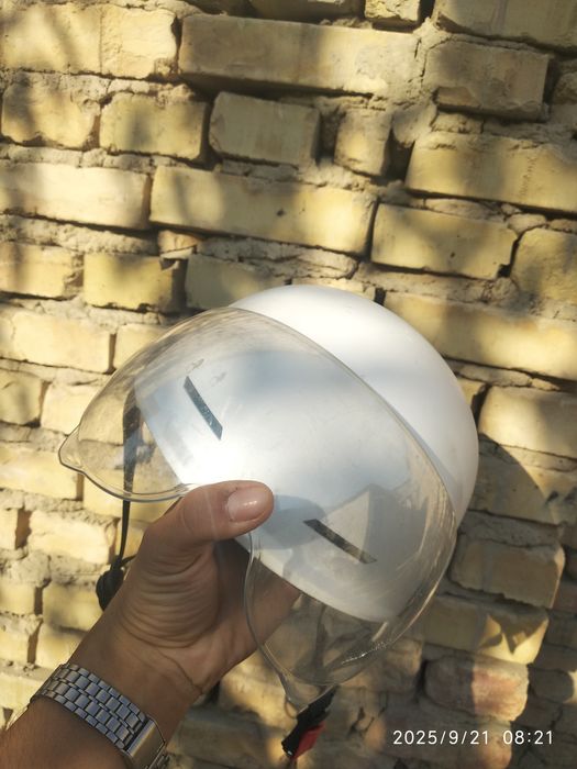 Skuter sotiladi bonvi