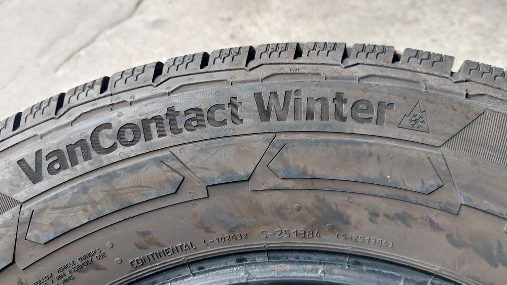 Зимни гуми за Бус 225/65/16 C Continental VanContact Winter 2 броя