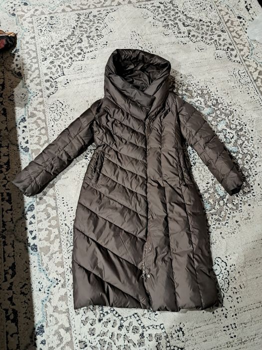 Продаю зимний пуховик