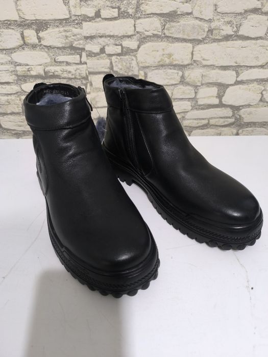 Продам новые, зимние мужские сапоги, размер 42.