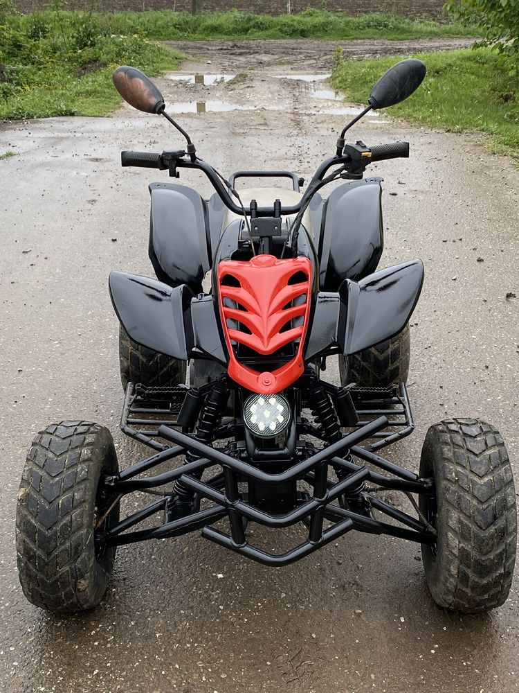 Vand atv 150cc roti pe 8