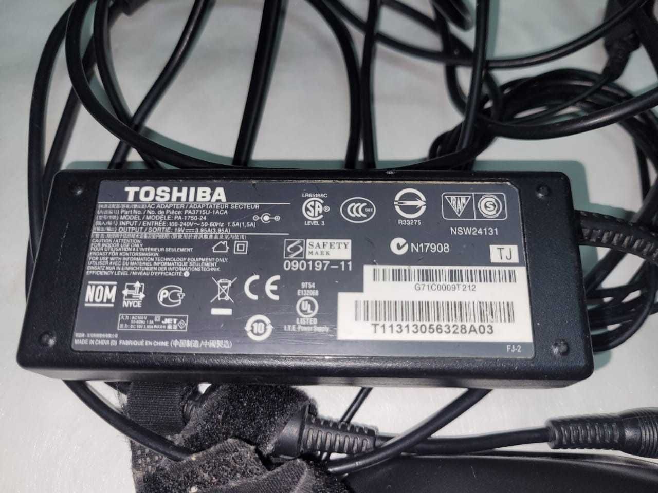 Ноутбук Toshiba Satellite L755D-11W на запчасти