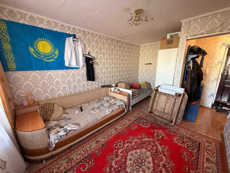 Продам 1 комнатную квартиру на КСК район Любимой Евы