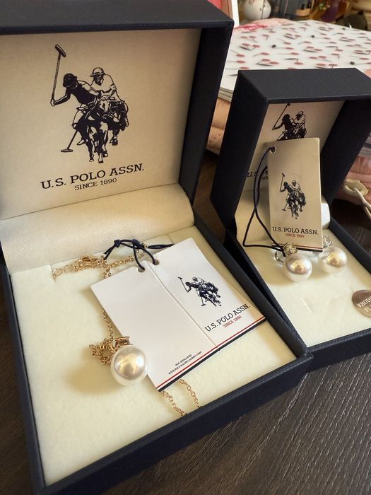 Чисто нов комплект обеци и гердан на U.S Polo Assn