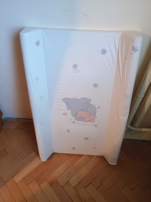 Повивалник с твърда основа Lorelli