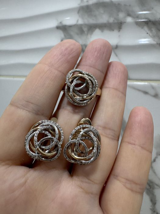 СРОЧНО, Продам золотой комплект серьги и кольцо массивный не пустышка