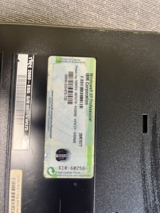 Лаптоп ThinkPad готов за работа