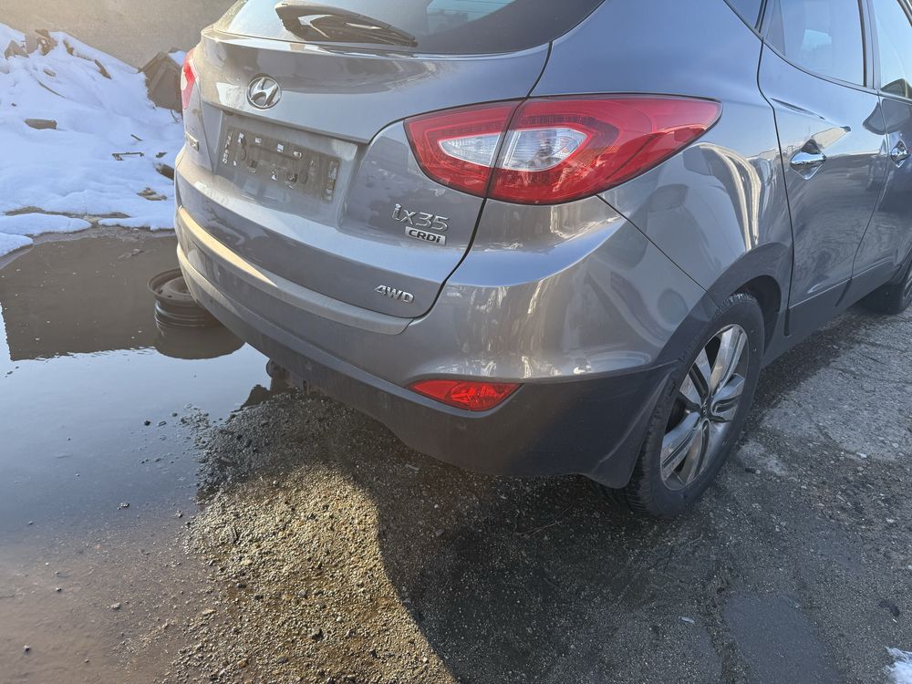 На части Hyundai IX35 2.0 crdi 1.7 crdi