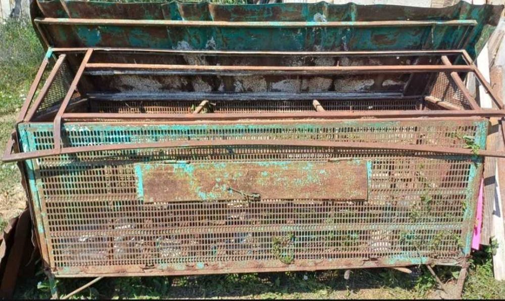 Cuscă pt iepurași.