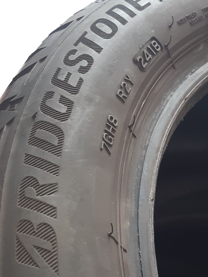 2 бр. 225/45/17 Bridgestone Turanza T001