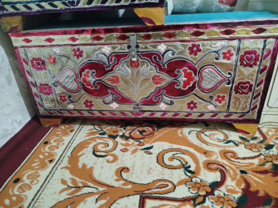 Sandiq 1 dona katta 1 dona kichkina sandiq yangi