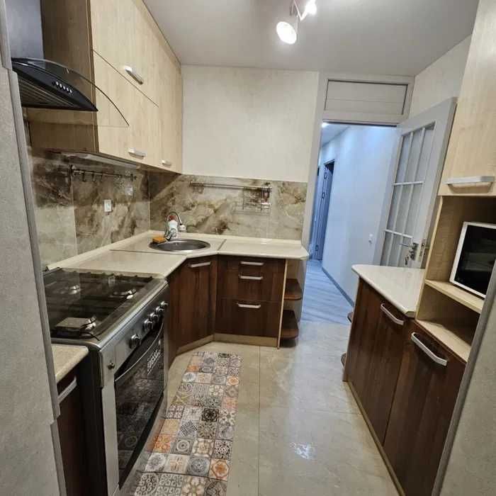 Сдам квартиру на Мирабадском районе 95м2 2 комнатная в центре